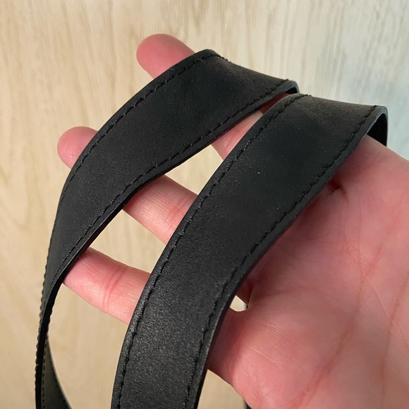 CELINE Paris Black Tote Shoulder Bag with Gold Plates Classic Authenticated - Picture 7 of 16